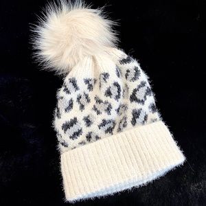 NEW ”Leopard Winter Cap”